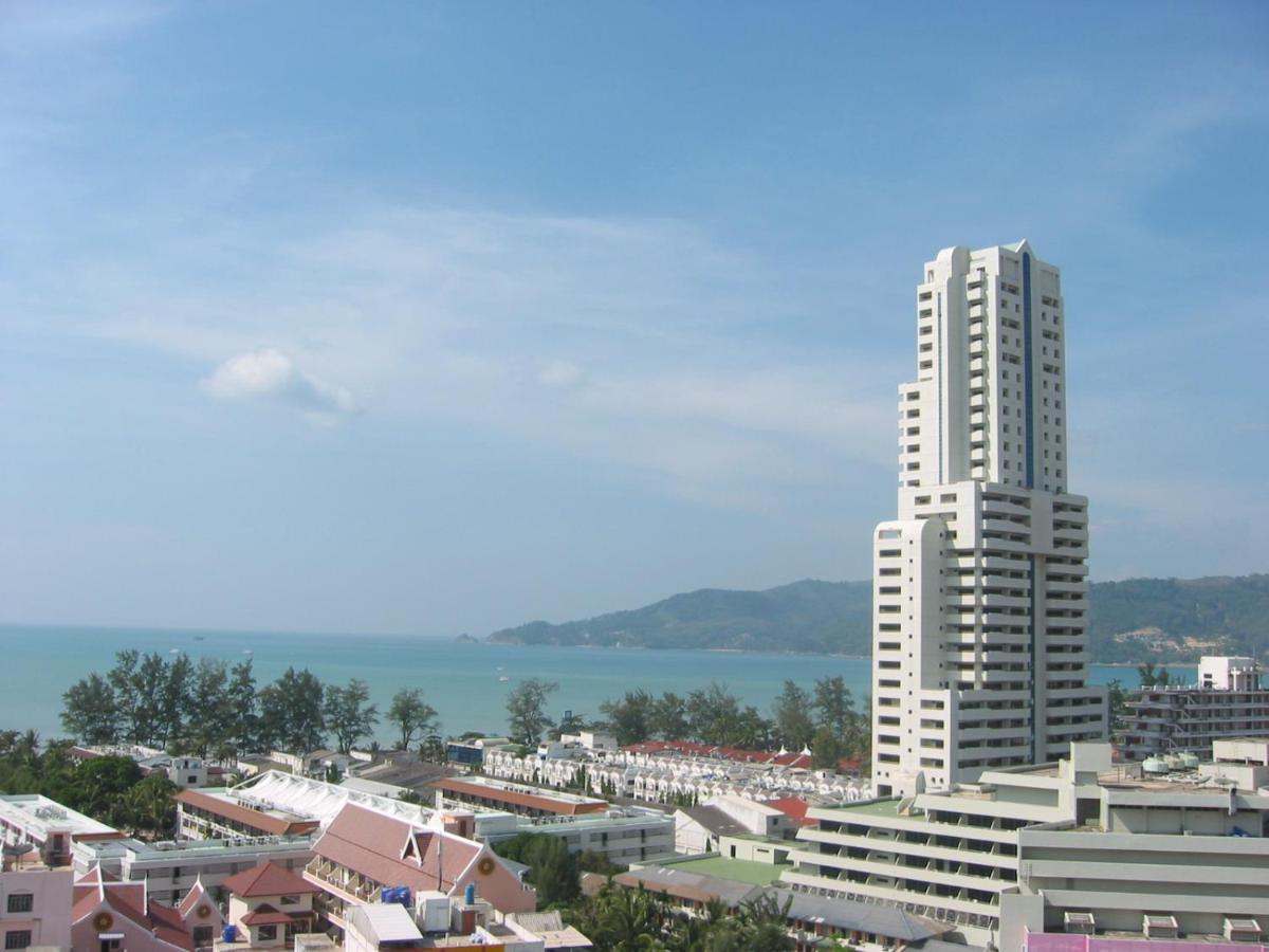Patong Tower Apartment By Lofty Esterno foto