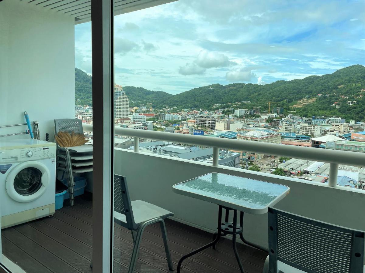 Patong Tower Apartment By Lofty Esterno foto
