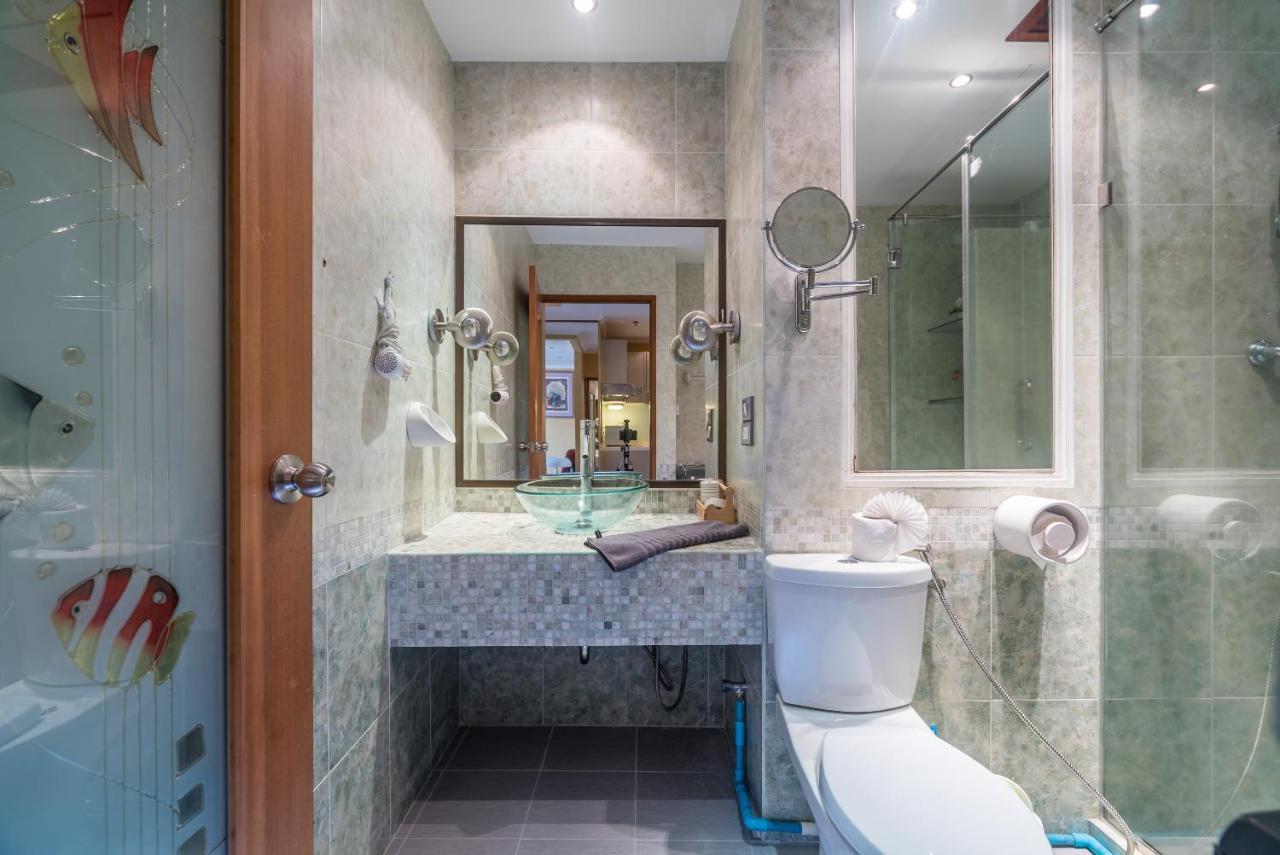 Patong Tower Apartment By Lofty Esterno foto