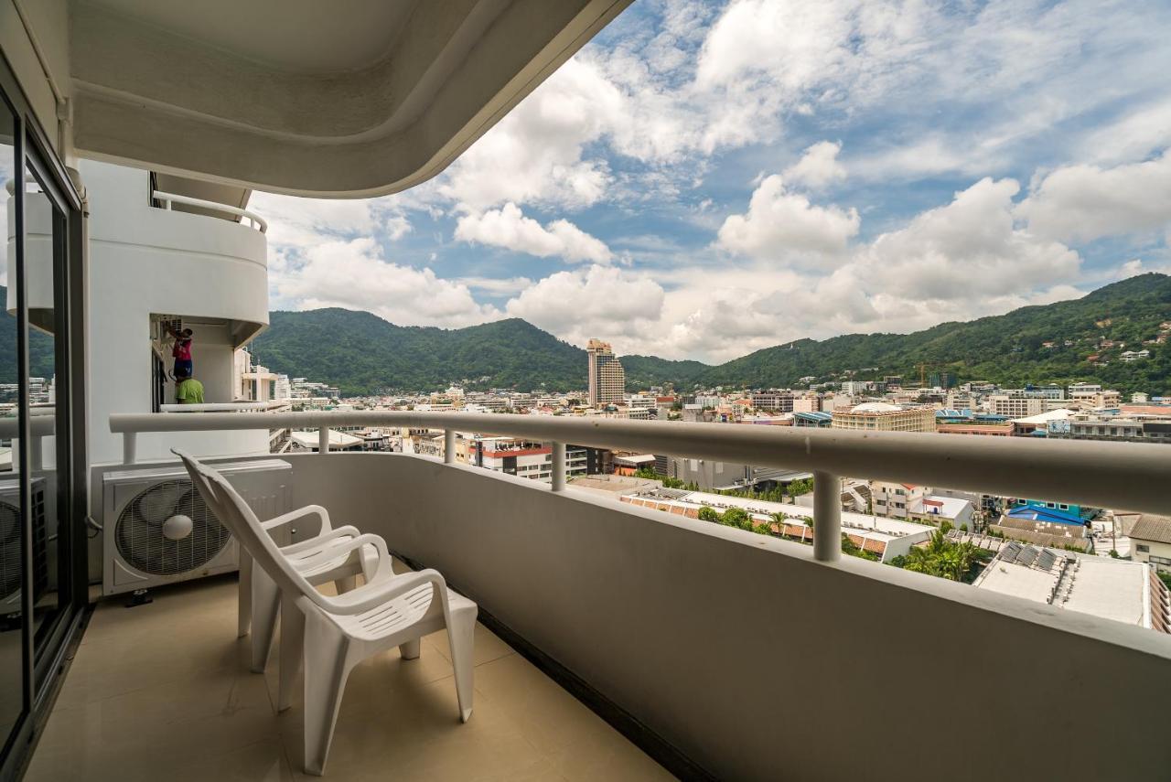 Patong Tower Apartment By Lofty Esterno foto