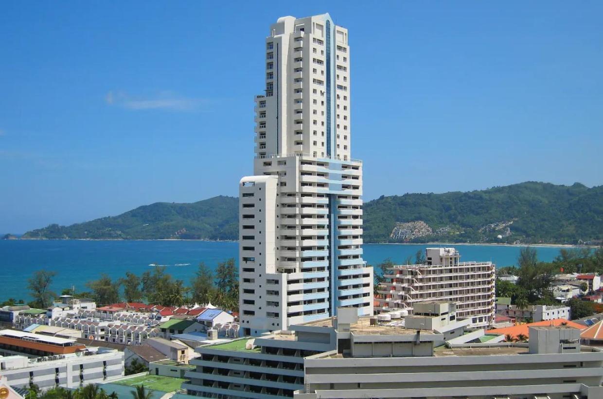Patong Tower Apartment By Lofty Esterno foto